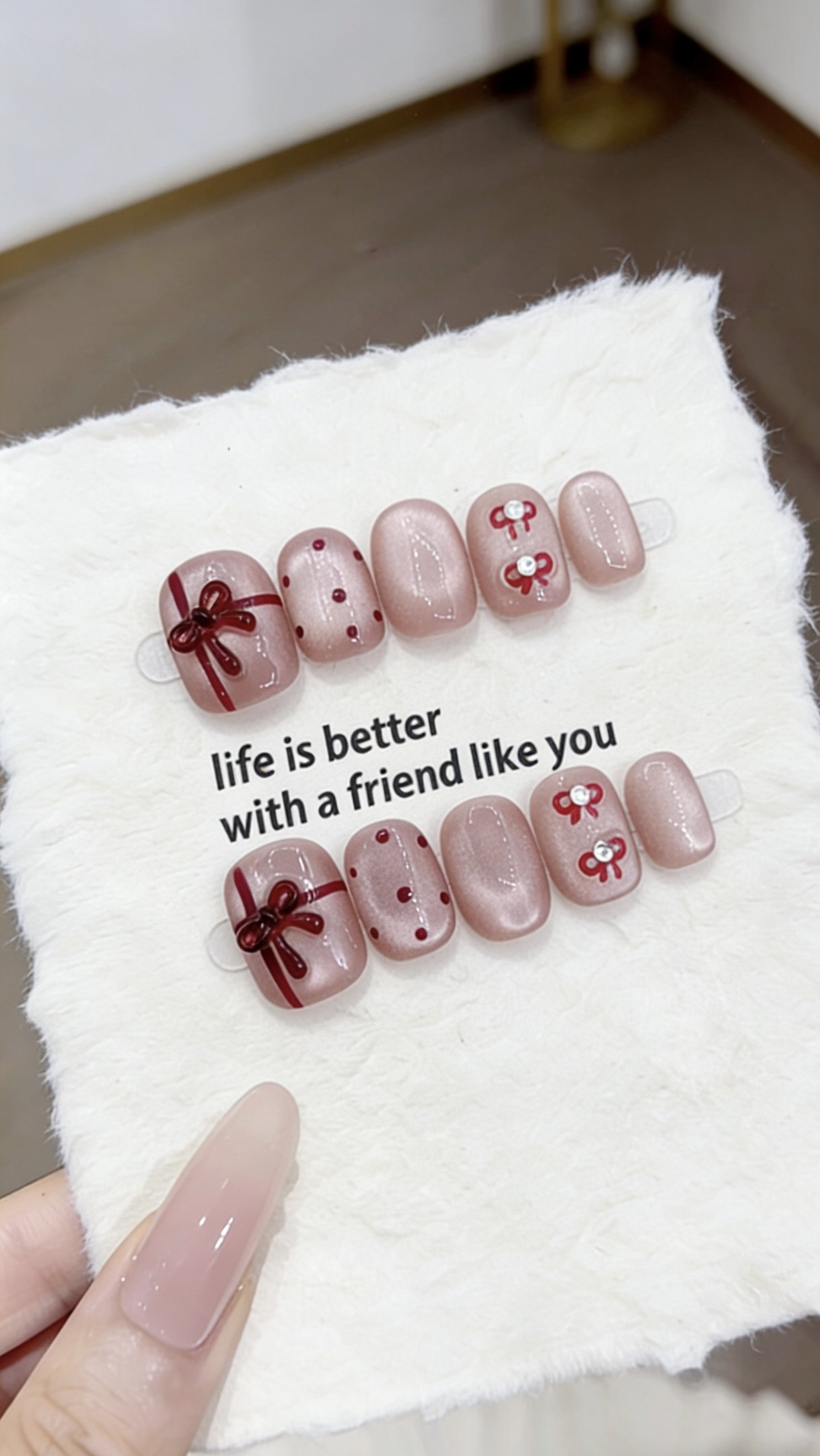 纯手工穿戴甲可爱短甲短款重工显白假指甲贴片猫眼手绘粉色豆美甲,彩妆/香水/美妆工具,穿戴甲/甲片,淘宝优惠券,粉丝福利购,淘宝优惠卷