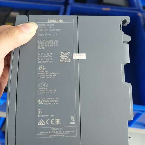 西门子6ES7513-1AL01-0AB0，99新有包装，现