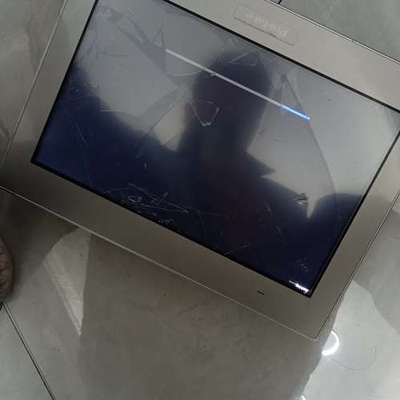 普洛菲斯PFXST6600WADE触摸屏，外屏破损，实物拍摄