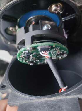 松下编码器mfe2500p8nv包好刚拆机，因为电机轴断了，