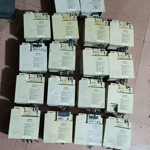 三菱变频器FR-E540-0.4K E500变频器0.4KW