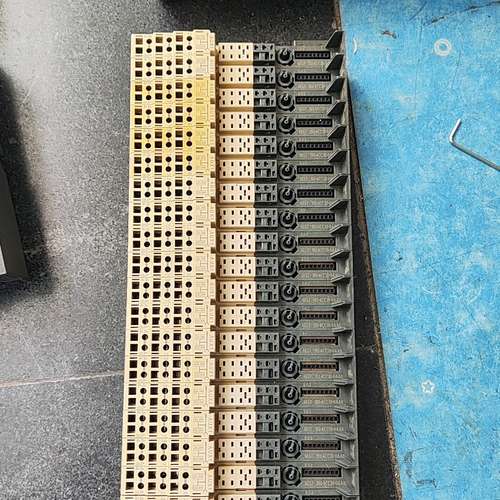 西门子模块扦座6RS7193-4CC30-0AA0