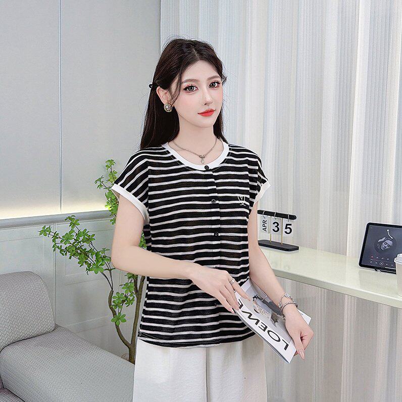 包邮包邮2026夏季新款条纹上衣女设计感小众休闲宽松显瘦短袖T恤