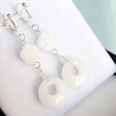 新品 体验价马上涨价天然新疆和田白玉富贵花平安扣玉耳坠清新耳钉