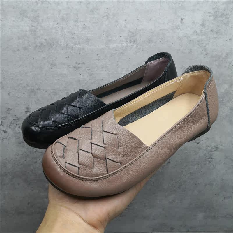 2021年秋季新款真皮休闲鞋热卖百搭复古软底平跟日常头牛皮女单鞋