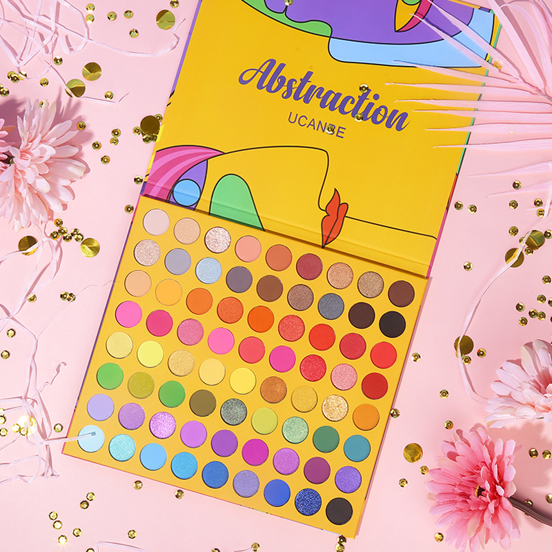 儿童舞台彩色眼影盘专业化妆师