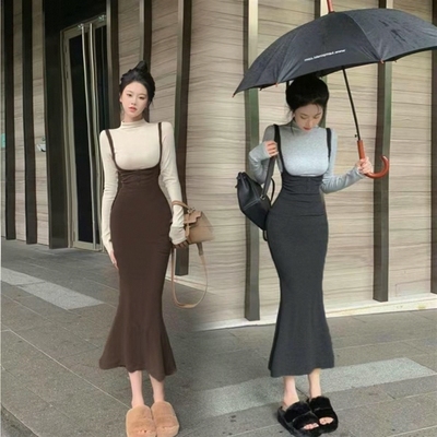 港味高级感收腰吊带连衣裙女秋冬新款两件套裙装高腰包臀鱼尾长裙