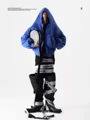 Vanguardia Heavyweight Blue Nylon Oversized Coat with Attached Hood, 3M Thinsulate Multi-Pocket Quilted Jacket