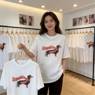 红围巾小狗图案学生大版 白色上衣2026新款 夏季 韩版 宽松t恤女短袖