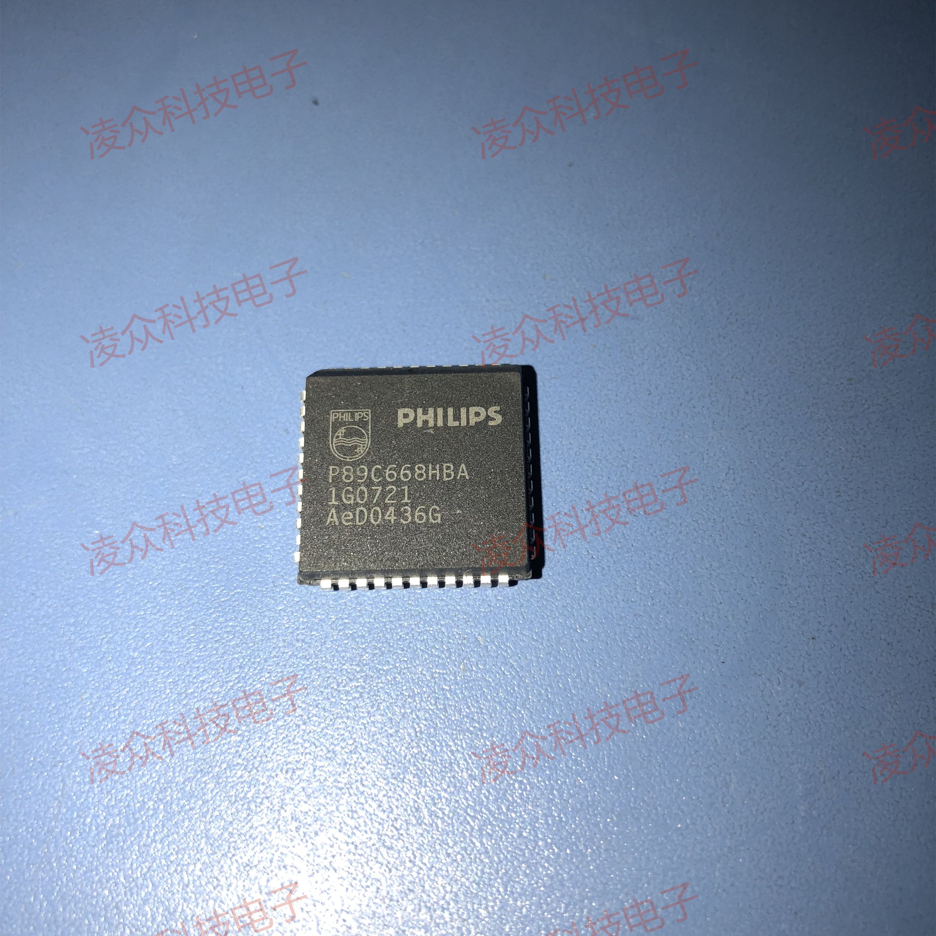 P89C668HBA P89C668HFA 封装PLCC44 原装原厂芯片 全新IC 可直拍