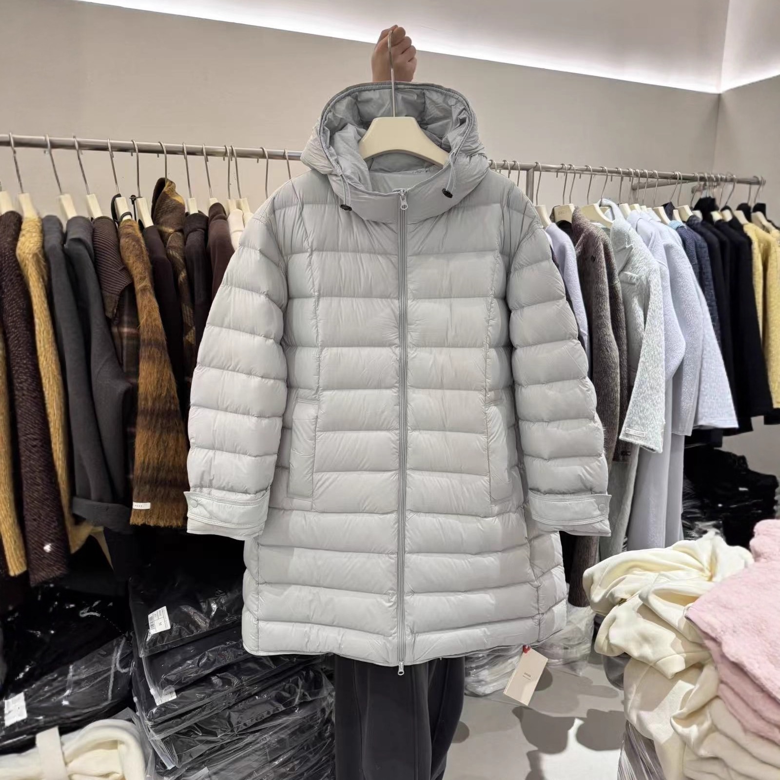 韩版宽松休闲加厚保暖羽绒服