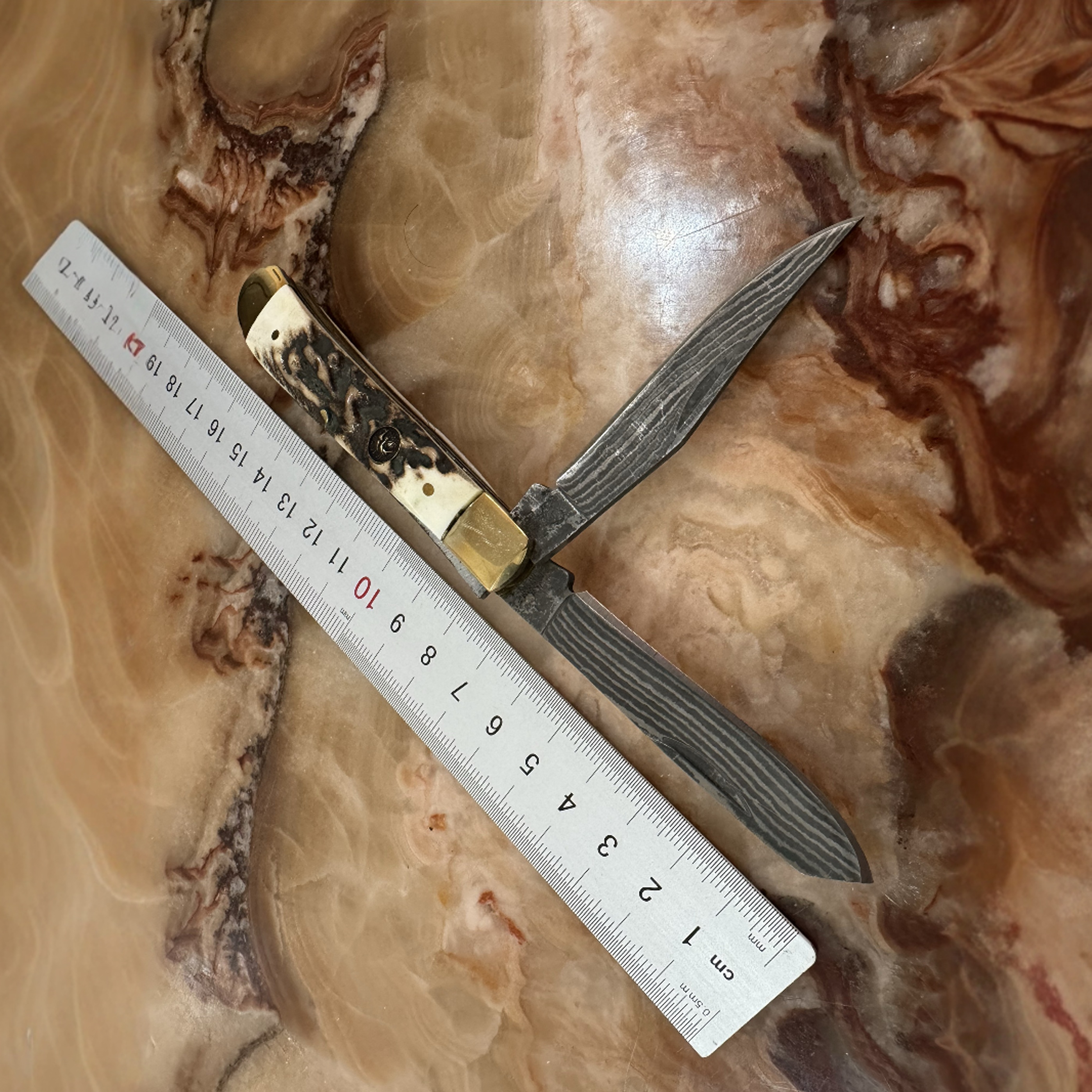 德国 Hen & Rooster 手工鹿角贝母手柄 大马士革 狩猎者口袋刀