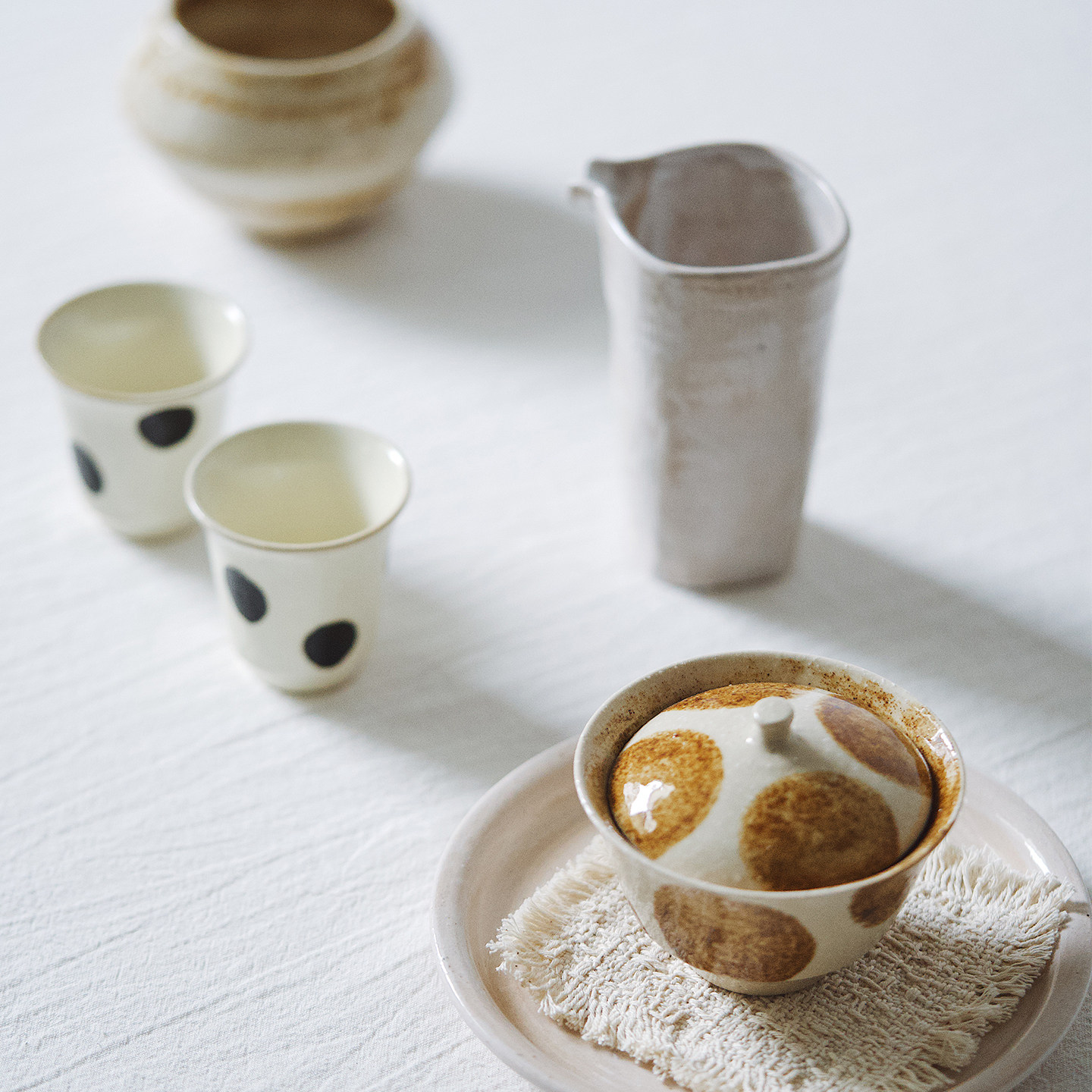 旷野原创波点盖碗粉引日系公道杯茶杯旅行茶具日式整套茶具建水