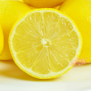 1个3元 黄柠檬 新鲜 调味 新鲜黄柠檬可做冷饮 补vc