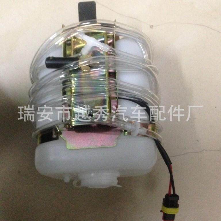 面包车汽车总成冼涤器水箱喷汽车玻璃刮容器水壶雨电动货车