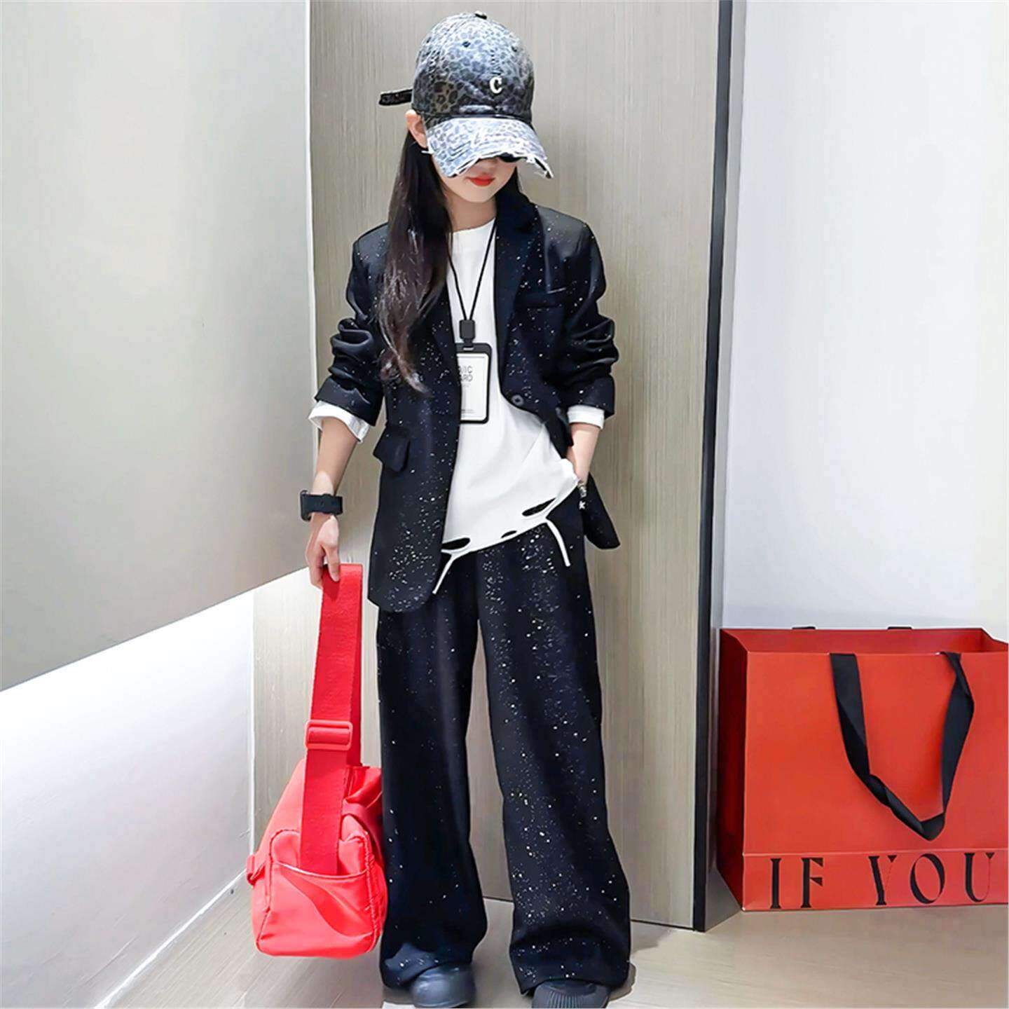 日本JGYP2026新款中大童春秋洋气西服儿童街舞两件套女童酷帅套装