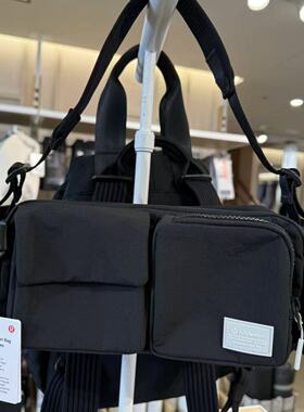 lululemon multi pocket shoulder bag 多口袋背提包