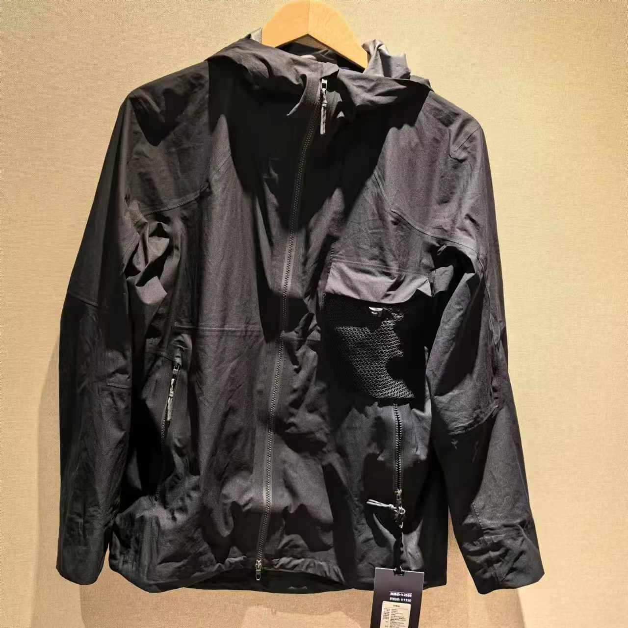 lululemon waterproof hiking jacket 男士外套 徒步系列