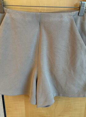 Lululemon Ribbed Softstreme HR Short短裤瑜伽螺纹高腰裤 4''