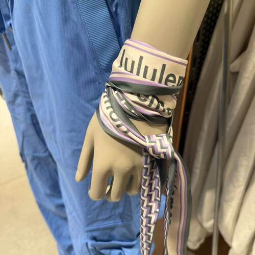 lululemon satin skinny scarf foulard 丝巾 发带