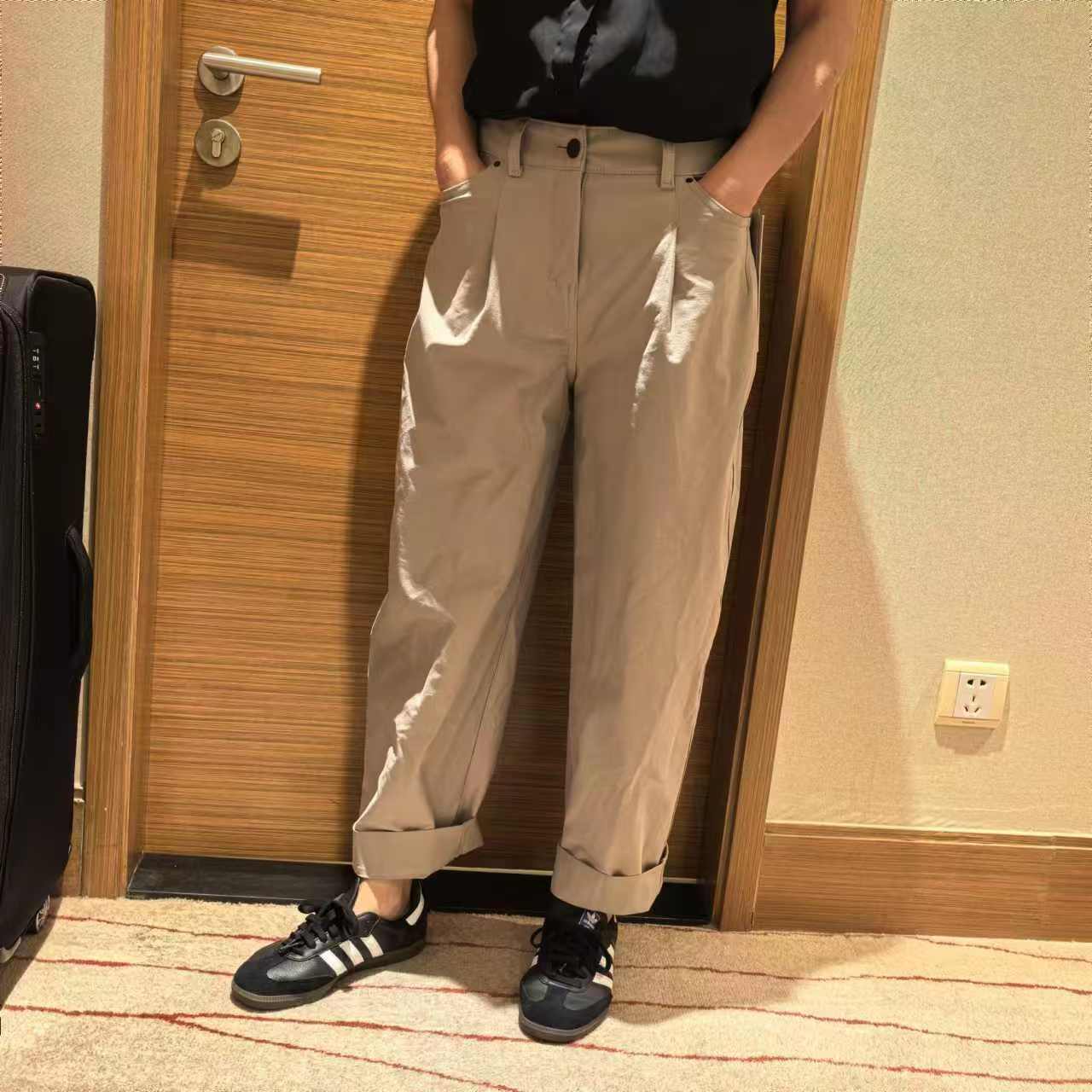 高腰直筒裤全长全长直筒图片