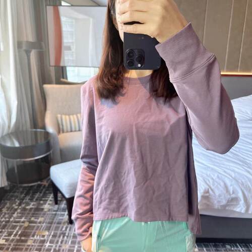 lululemon twist-back French Terry pullover 女士阔领美背长袖