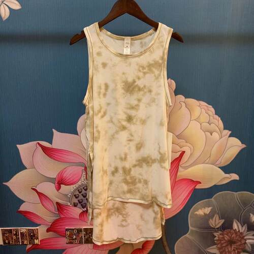 lululemon Long for Length Tank 女士运动背心 下摆可打结