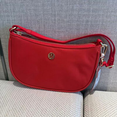 lululemon city essentials mini shoulder 女士单肩小包