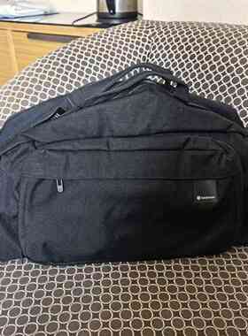 lululemon command the day duffle 健身包 旅行袋 40L容量