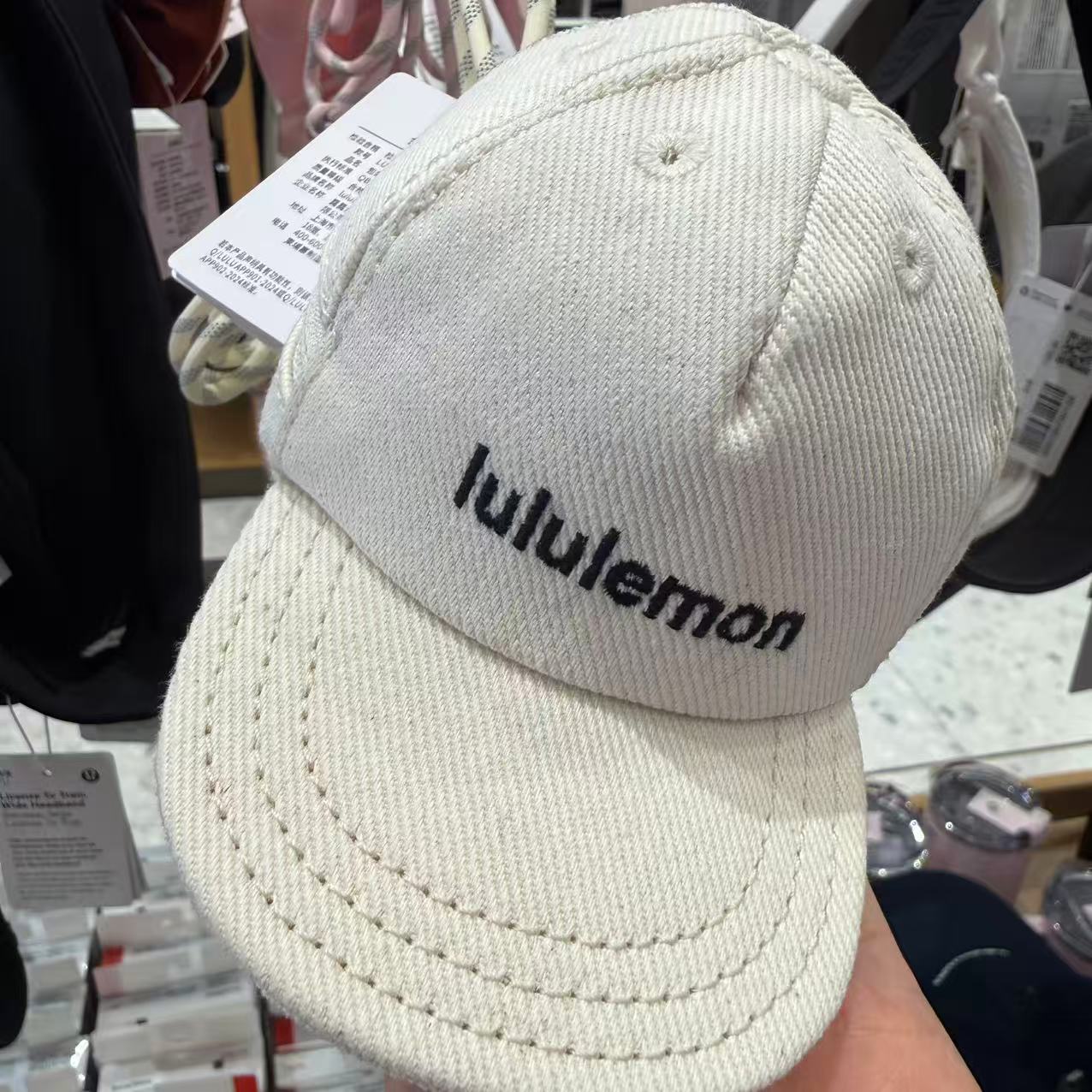 Lululemon ball cap nano lanyard cordon nano 帽子包 斜挎包图片