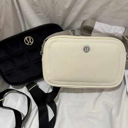 lululemon相机包斜挎包2L