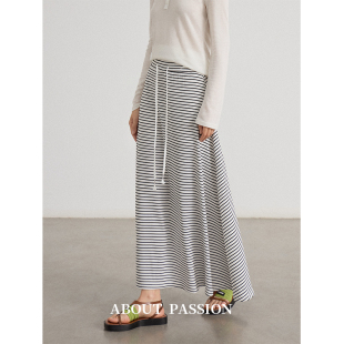 复古抽绳条纹A字半身裙 About Passion