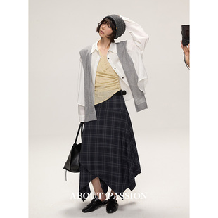 高级感不规则格纹半身裙设计感复古气质中长裙 About Passion