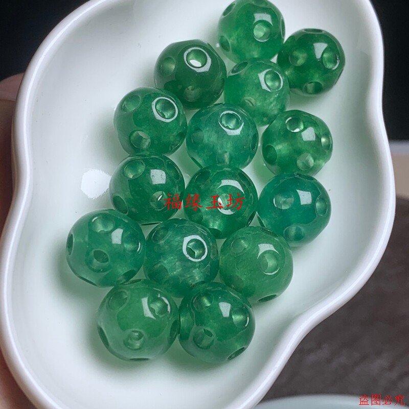 翡翠色石英岩玉足球镂空珠子diy串珠手链手串单颗珠子配珠配件