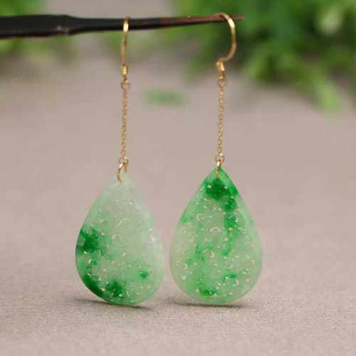 18K金镶嵌冰糯种飘阳绿原创翡翠镂空雕花水滴形耳坠