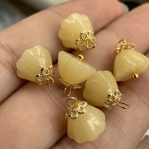 干青翡翠立体小莲蓬头玉石