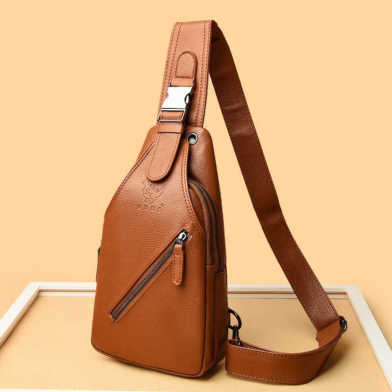 真皮质感情侣款胸包单肩斜挎包