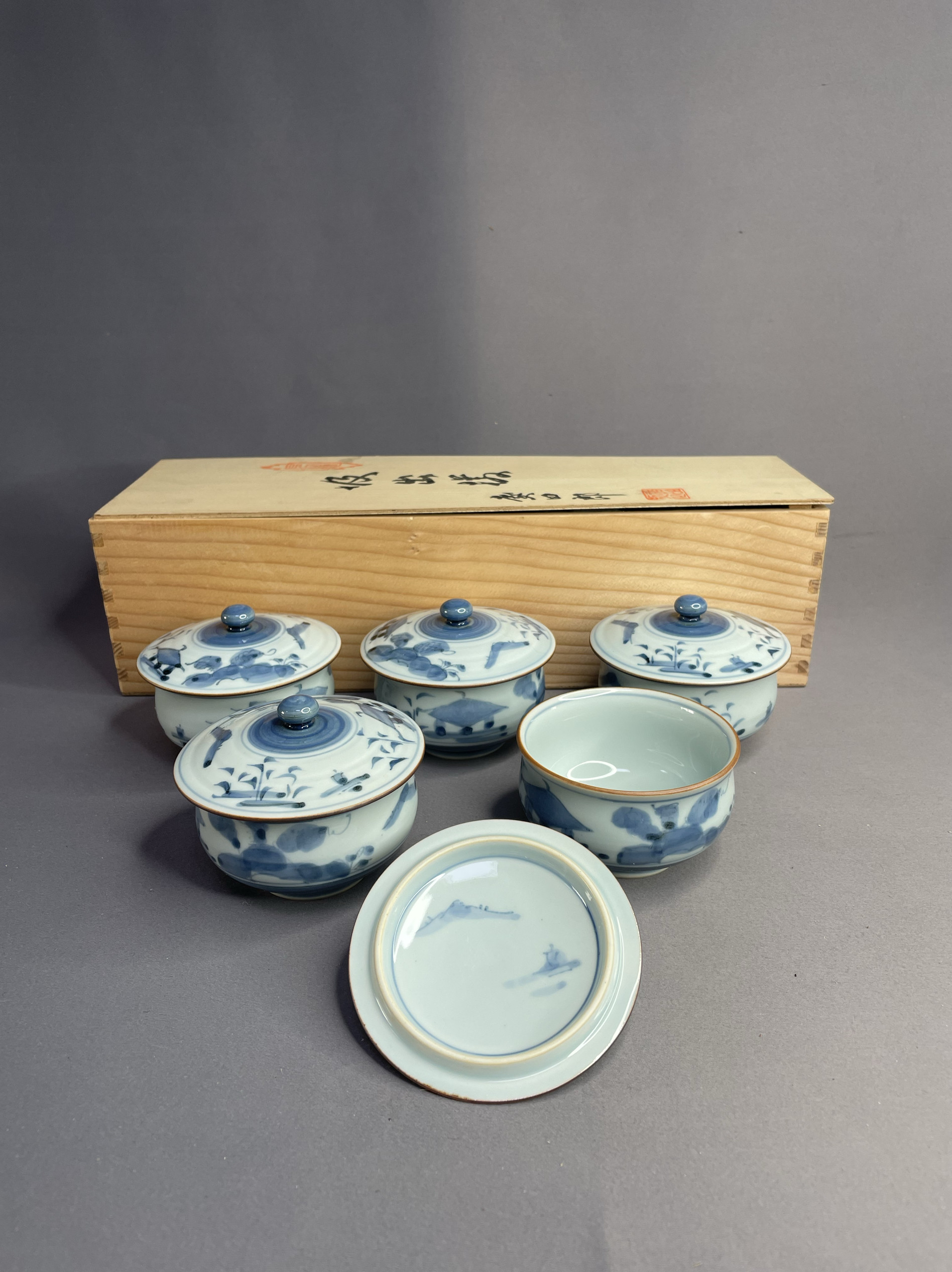 日本进口瓷器全新正品有田烧庆四郎窑手绘青花山水五客杯茶杯盖杯