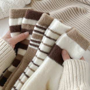 【5双装】气温骤降搭配升温质感条纹中筒穿搭美拉德色系