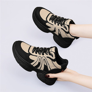 时尚舒适女款2025新款秋冬季百搭女士休闲鞋厚底女鞋旅游运动鞋子