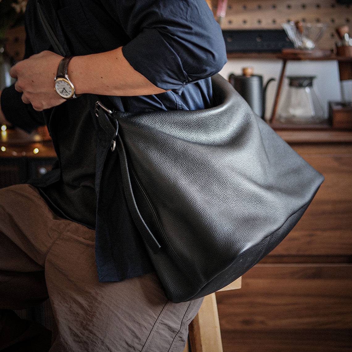 佐也原创新款真皮大容量单肩斜挎包男松弛感通勤电脑包健身背包软,箱包皮具/热销女包/男包,男士包袋,淘宝优惠券,粉丝福利购,淘宝优惠卷