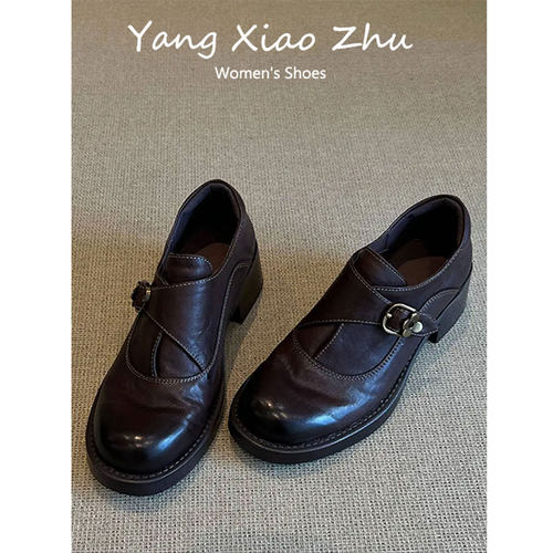 羊皮版~复古皮带扣粗跟乐福单鞋