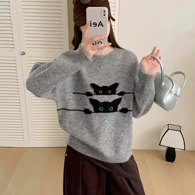 镜服饰2025女秋冬卡通猫咪针织衫圆领宽松毛衣打底外穿上衣10653