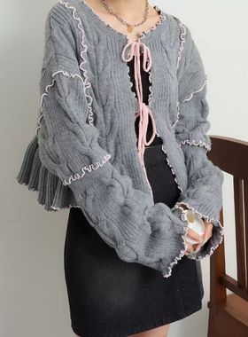 镜服饰2025冬季日系复古绞花系带开衫女荷叶边针织宽松外套10561