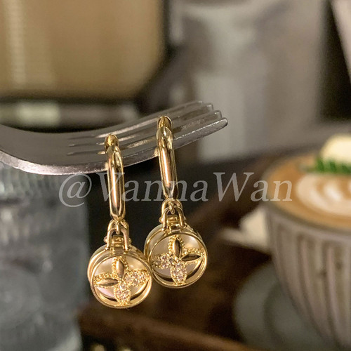 VanWan买手版！中古老花吊坠耳钉26ss菱形花朵白贝流苏复古耳环