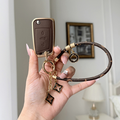 适用于大众钥匙套迈腾帕萨特CC速腾宝来途岳探岳朗逸车途观L扣壳