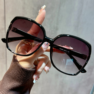 老花眼镜墨镜女士大框大脸显年轻时尚太阳镜灰片茶片一体时髦老光