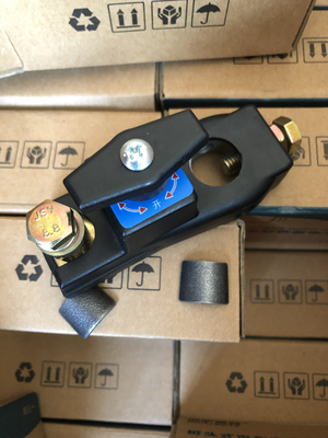通用型防触电汽车电瓶断电开关电源总开关卡子防漏电全车断电闸刀