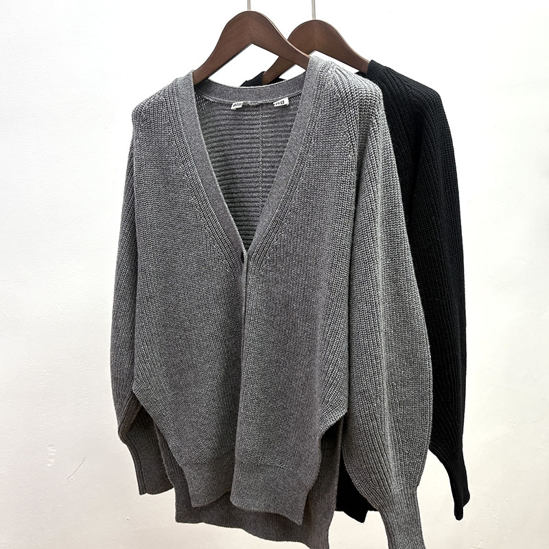 羊毛羊绒秋冬款女装宽松大板型蝙蝠衫显瘦休闲风外搭毛衣开衫外套