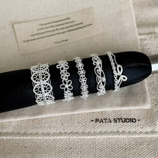 时尚高级感蕾丝花朵皇冠戒指女轻奢气质网红潮流通勤百搭指环戒